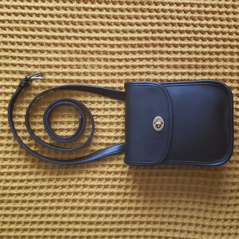 Vintage Coach Small Sidepack 9978 Black